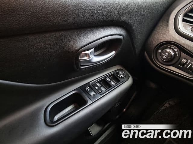 Jeep Renegade 2.4 Limited, 2020 17