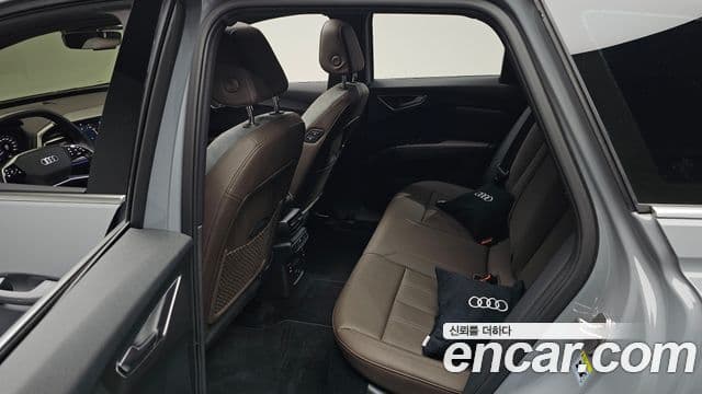 Audi Q4 e-Tron (F4) Premium, 2023 12