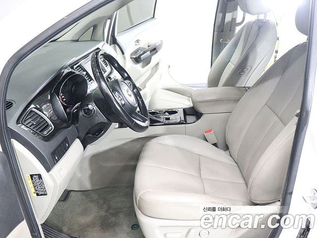 Kia The / новый New Carnival VIP, 2019 16