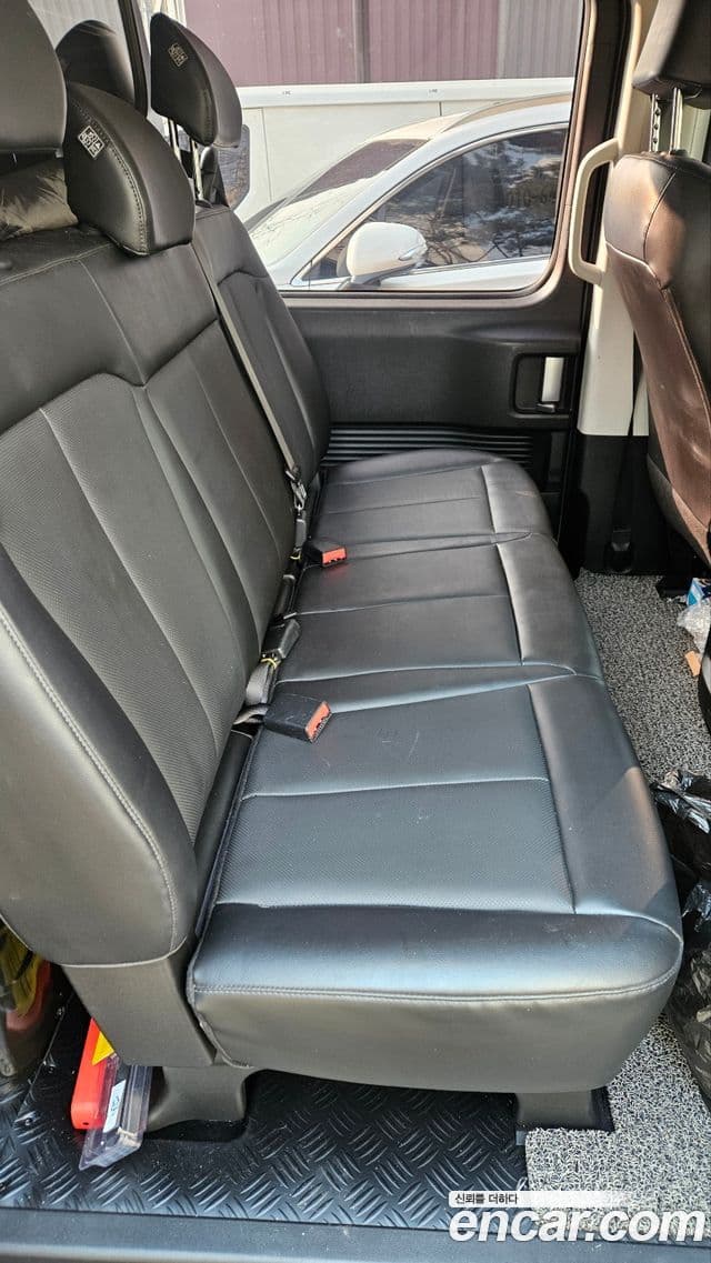 Hyundai Staria Modern, 2022 13