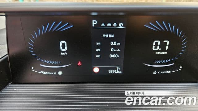 Hyundai Staria Modern, 2022 15