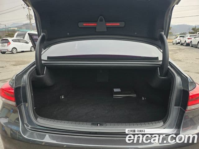 Genesis G80 Luxury, 2018 17