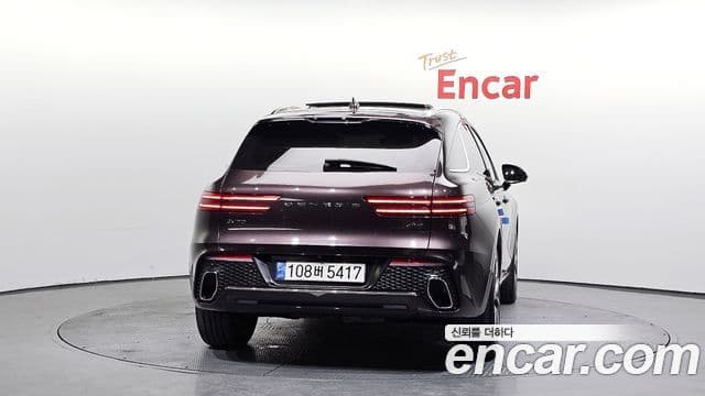 Genesis GV70, 2022 4