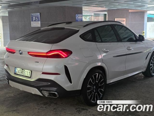 BMW X6 (G06) xDrive40i M Sport, 2024 4