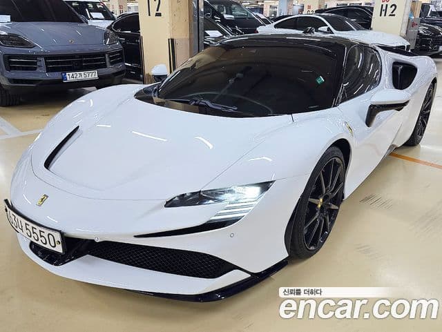 Ferrari SF90 스트라달레, 2022 2