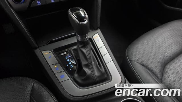 Hyundai Avante AD 1.6 GDI Smart, 2017 9