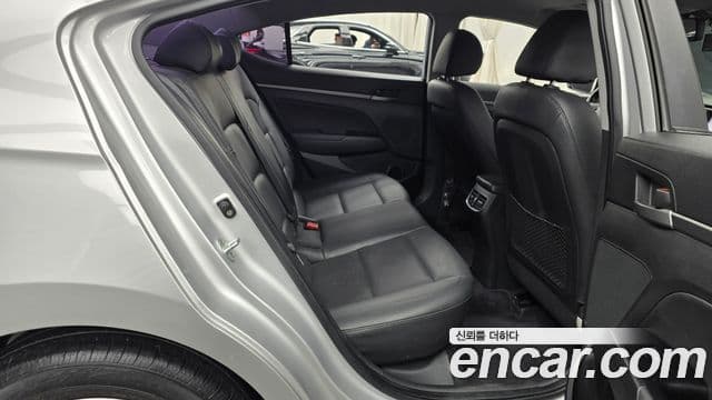 Hyundai Avante AD 1.6 GDI Smart, 2017 12