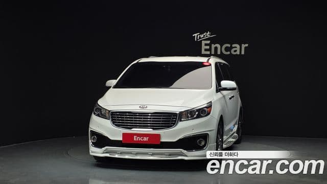 Kia All New Carnival Noblesse, 2017 3