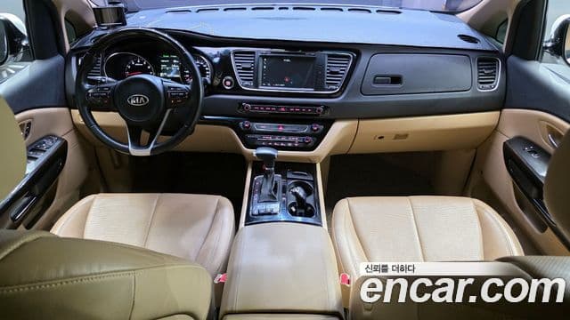 Kia All New Carnival Noblesse, 2017 7