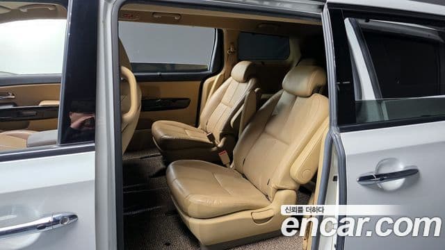 Kia All New Carnival Noblesse, 2017 11