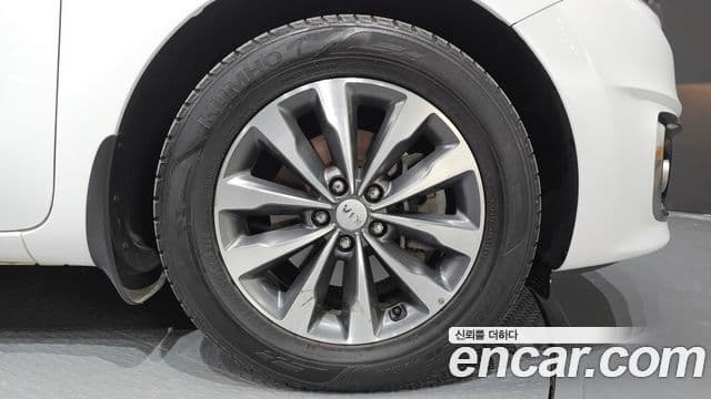 Kia All New Carnival Luxury, 2017 все фото