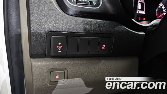 Kia All New Carnival Luxury, 2017 13