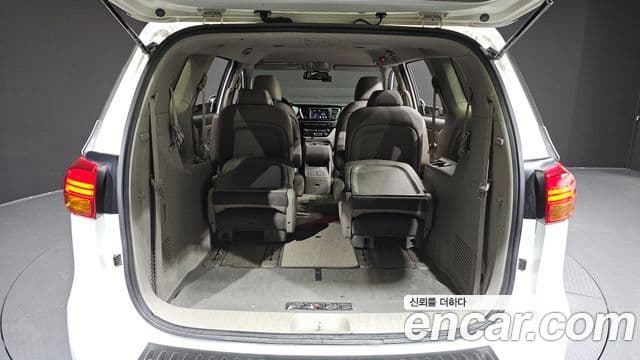 Kia All New Carnival Luxury, 2017 20