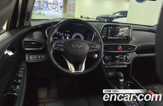 Hyundai Santa Fe TM Exclusive, 2019 18