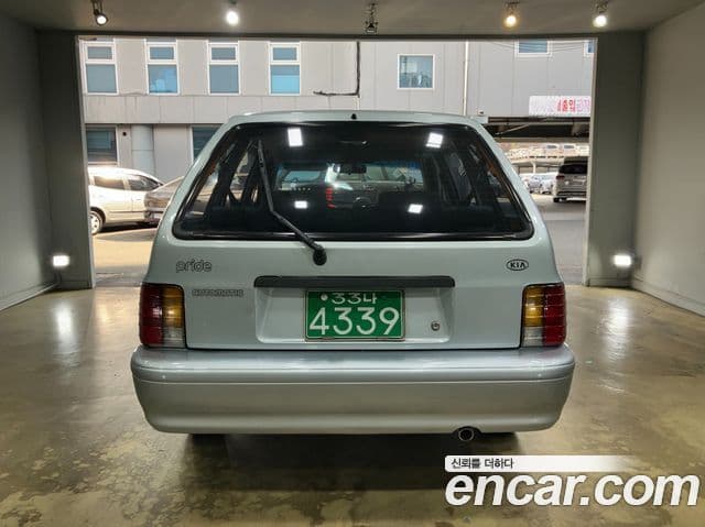 Kia Pride GLXi, 1997 4
