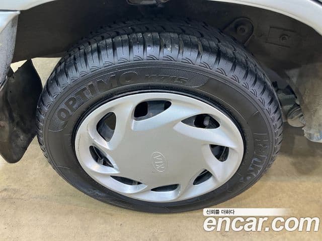 Kia Pride GLXi, 1997 18