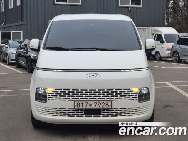 Hyundai Staria Modern, 2024 4