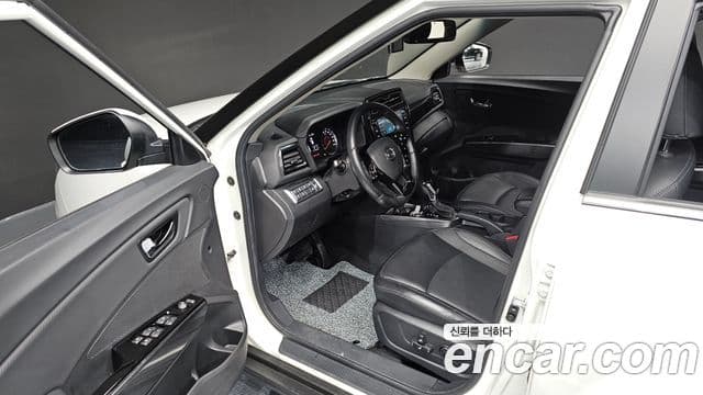 KG모빌리티(SsangYong) Berry New Tivoli V3, 2022 10