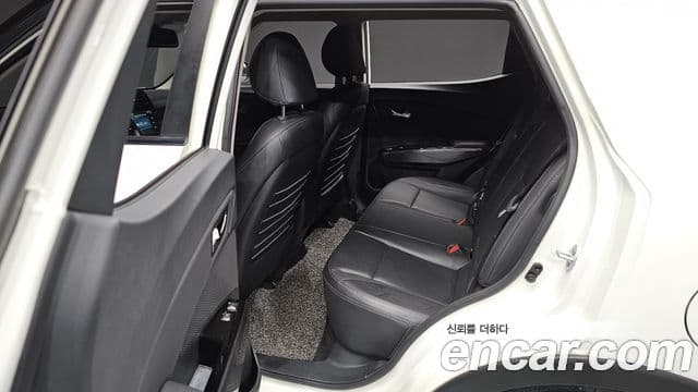 KG모빌리티(SsangYong) Berry New Tivoli V3, 2022 11