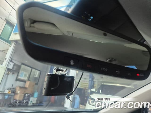 Genesis G80 Premium Luxury, 2017 10