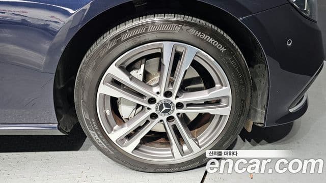 Mercedes-Benz E-класс W213 Avantgarde, 2022 все фото