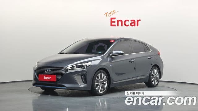 Hyundai Ioniq гибрид, 2016 1