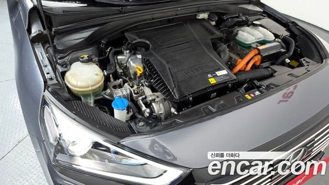 Hyundai Ioniq гибрид, 2016 6