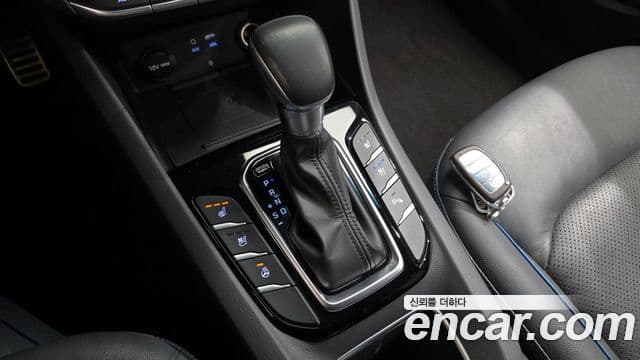 Hyundai Ioniq гибрид, 2016 9