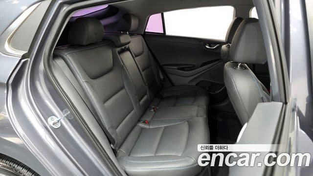 Hyundai Ioniq гибрид, 2016 12