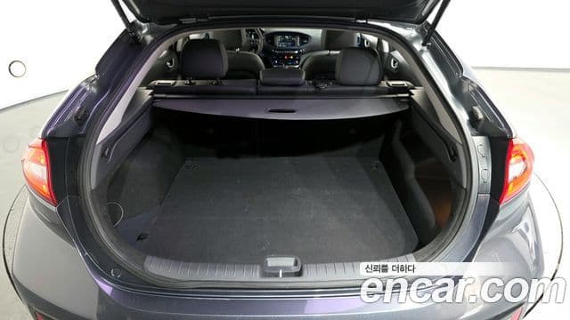 Hyundai Ioniq гибрид, 2016 20