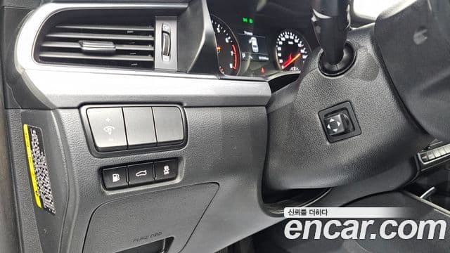 Kia All New K7 3.0 LPI Prestige (арендный автомобиль), 2017 14