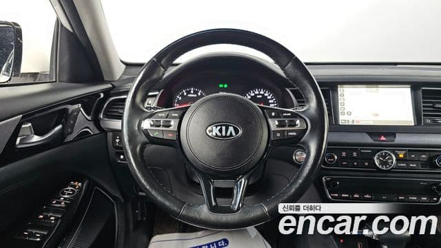 Kia All New K7 3.0 LPI Prestige (арендный автомобиль), 2017 15