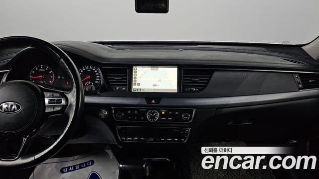 Kia All New K7 3.0 LPI Prestige (арендный автомобиль), 2017 16
