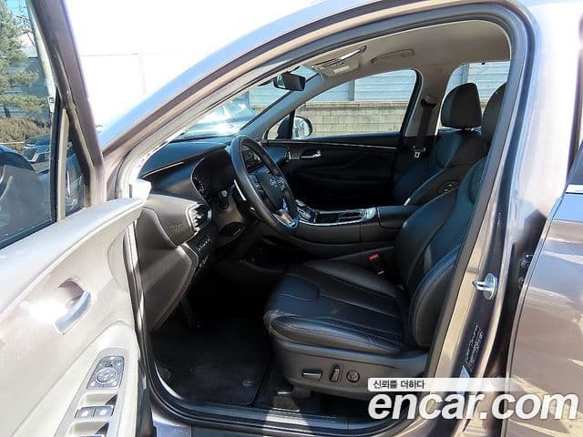 Hyundai The / новый New Santa Fe Prestige, 2022 все фото