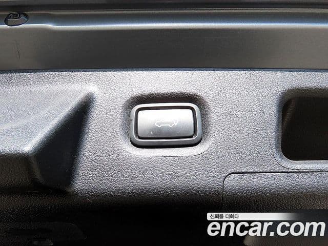 Hyundai The / новый New Santa Fe Prestige, 2022 16