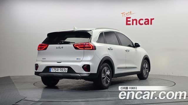 Kia The / новый New Niro Noblesse, 2022 2