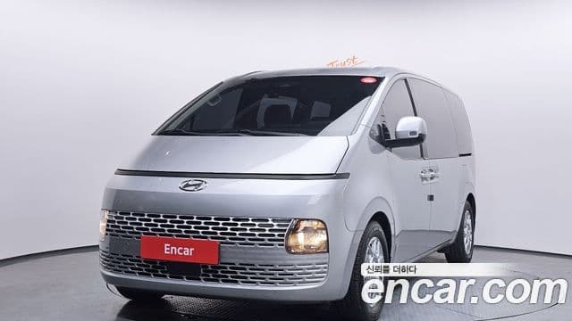 Hyundai Staria Modern, 2022 1