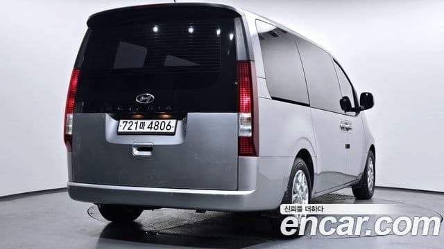 Hyundai Staria Modern, 2022 2
