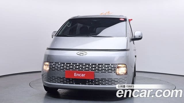 Hyundai Staria Modern, 2022 3