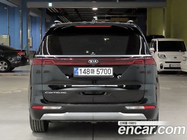 Kia Carnival 4세대 Signature, 2021 4