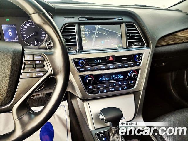 Hyundai LF Sonata LPI Modern(для людей с инвалидностью), 2015 14