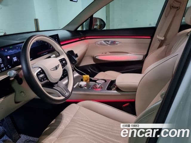 Genesis GV70, 2025 12