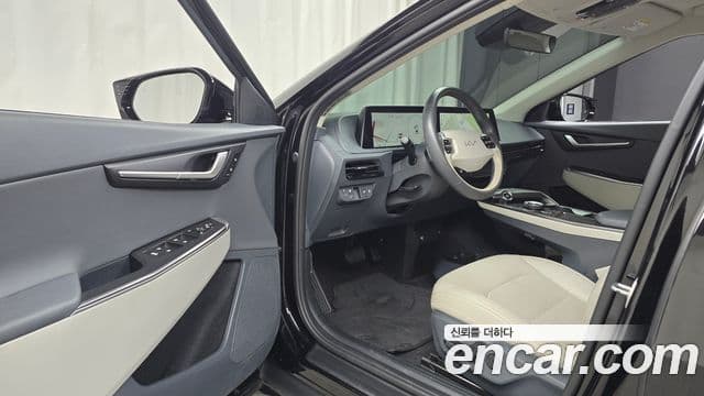 Kia EV6 Air, 2023 10