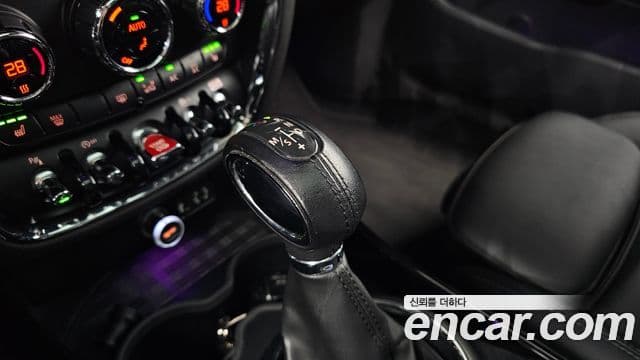 Mini Cooper 클럽맨 2세대, 2018 9