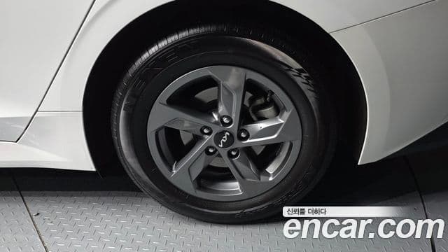 Kia K5 3세대 Standard, 2023 все фото