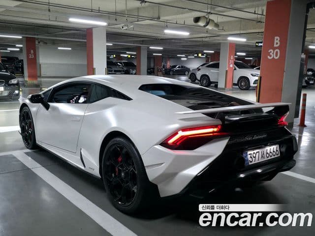 Lamborghini 우라칸 LP640-2 Tecnica, 2023 2