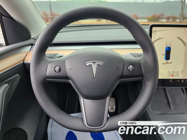 Tesla модель Y Long Range, 2022 17