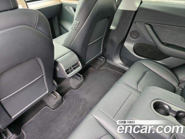 Tesla модель Y Long Range, 2022 18