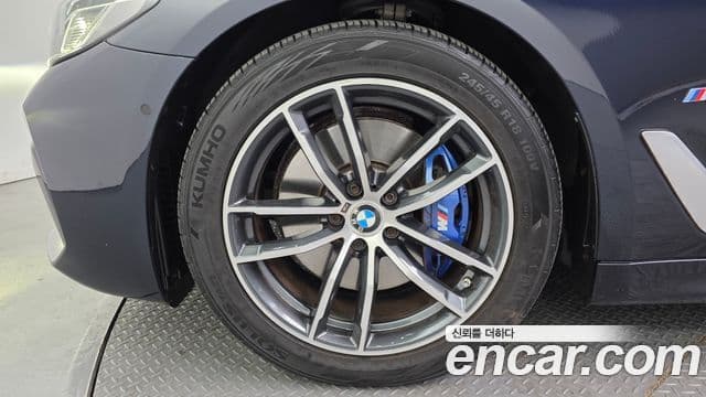 BMW 5시리즈 (G30) 520i M Sport, 2022 все фото
