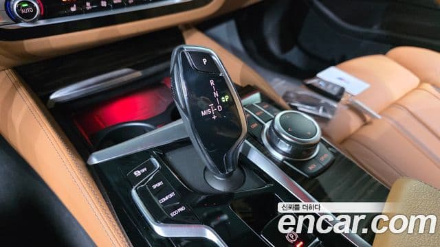 BMW 5시리즈 (G30) 520i M Sport, 2022 9